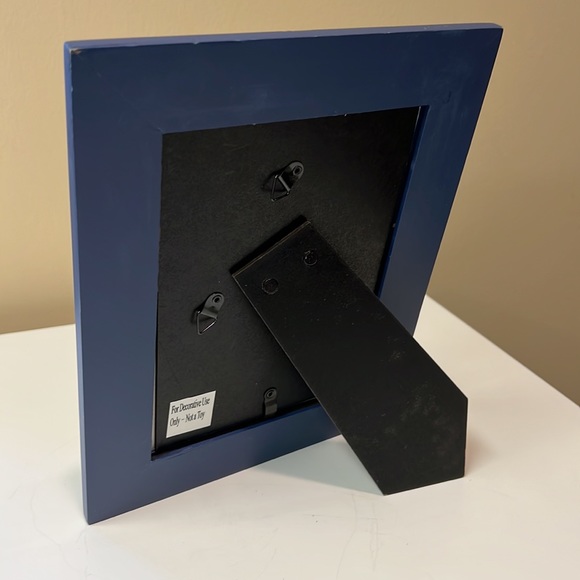 Wood 5 X 7 photo frame. - Picture 2 of 6